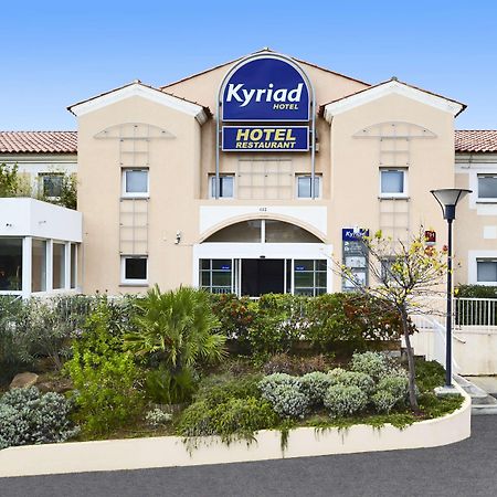 Hotel Restaurant Kyriad Fréjus Exteriör bild